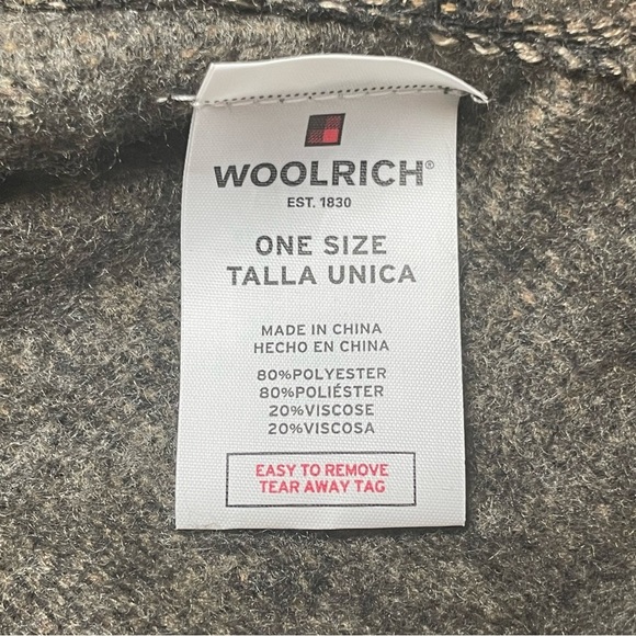 Woolrich One Size Women’s Gray Black Animal Print Shawl Poncho Fringed Soft Warm - Picture 8 of 9